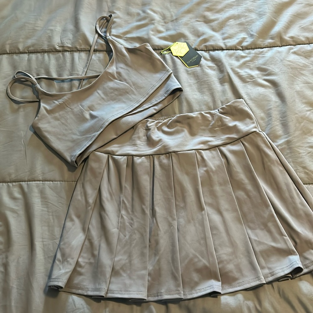 La Cottee sport set sz small nwt